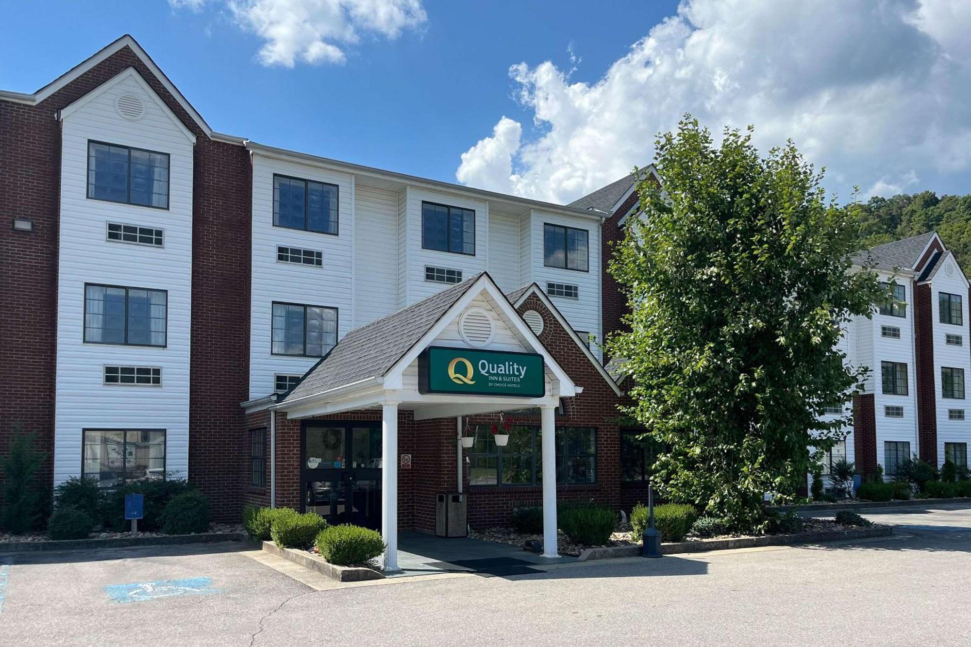 Quality Inn & Suites Prestonsburg Next To Mountain Arts Center Exterior foto
